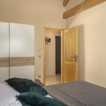 Tany Zadarvillas Dracan